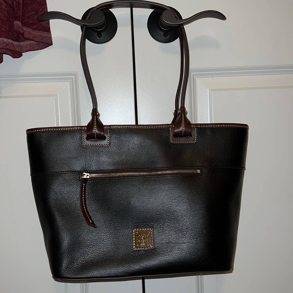 NWOT black & brown leather Dooney & Bourke satchel.